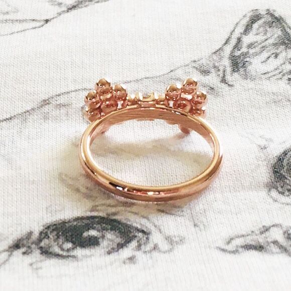 ❤︎ Ted Baker ❤︎ BREMMA Swarovski® Crystal bow Ring  M-L - Picture 4 of 8